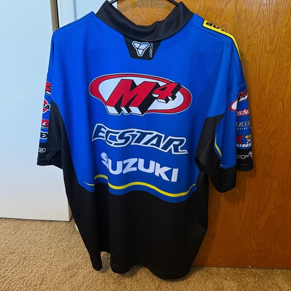 Suzuki Racing Shirt - Picture 2 of 3